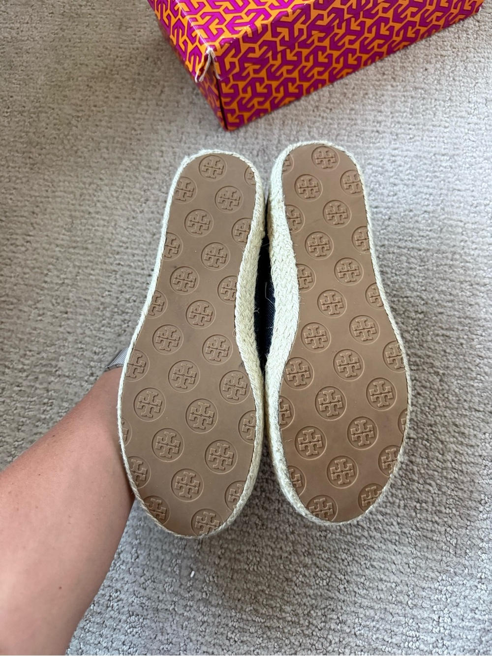 Tory Burch Espadrilles. - Picture 2 of 4